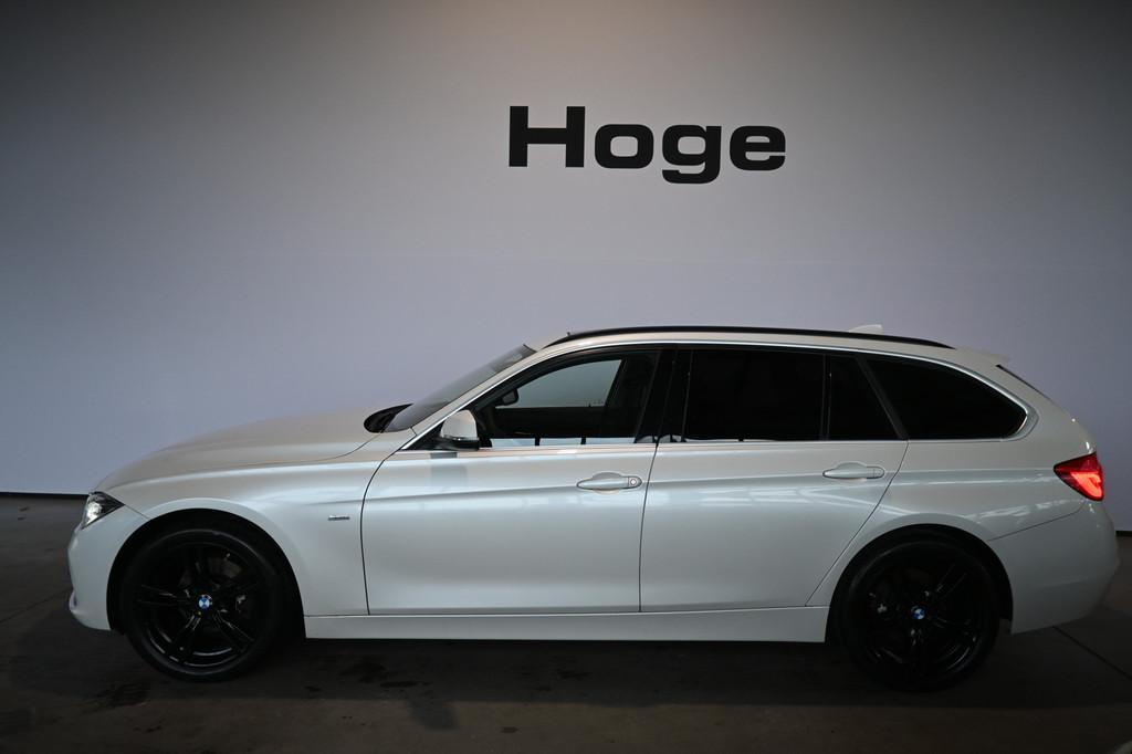 BMW 3 Serie Touring 318i Luxury Clima Navigatie LED Panorama, Auto's, Keurmerk '100% Onderhouden', Gebruikt, Met garantie (alle)