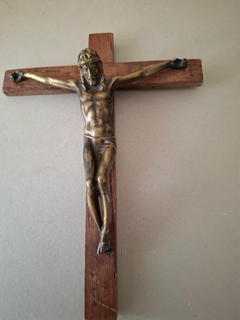 kruisbeeld bronze Able, Verzenden