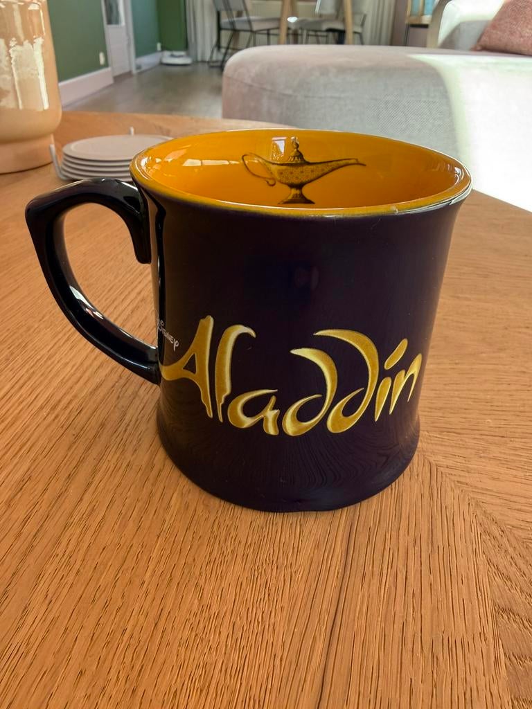 Aladdin mok, Ophalen of Verzenden, Zo goed als nieuw, Gebruiksvoorwerp