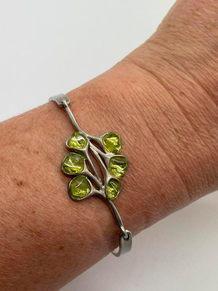 D22 Prachtige zilveren armband met peersteen, Sieraden, Tassen en Uiterlijk, Armbanden, Zilver, Zilver, Met edelsteen, Ophalen of Verzenden