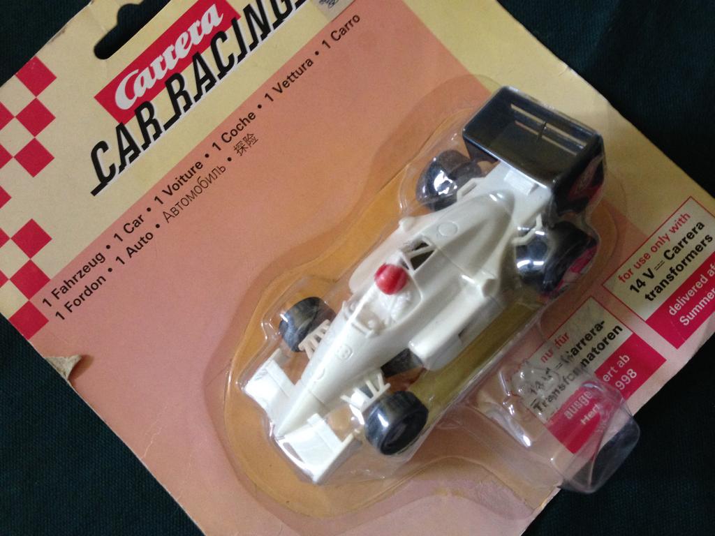 Aangeboden een nieuwe Carrera race auto (14 V), Ophalen of Verzenden