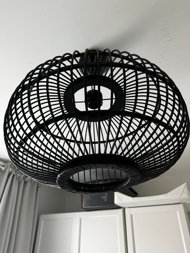 Mooie grote rieten lampenkap, Huis en Inrichting, Lampen | Lampenkappen, Ophalen of Verzenden, Zo goed als nieuw, Rond