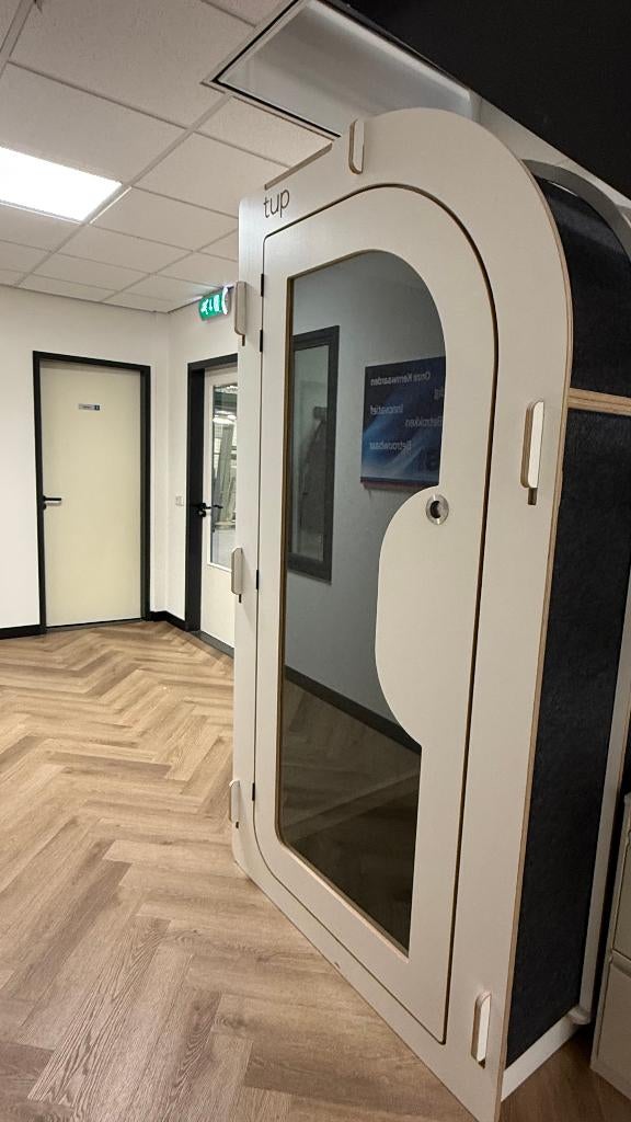 TUP belcel, Receptie of Entree, Ophalen, Nieuw zonder verpakking, Inrichting