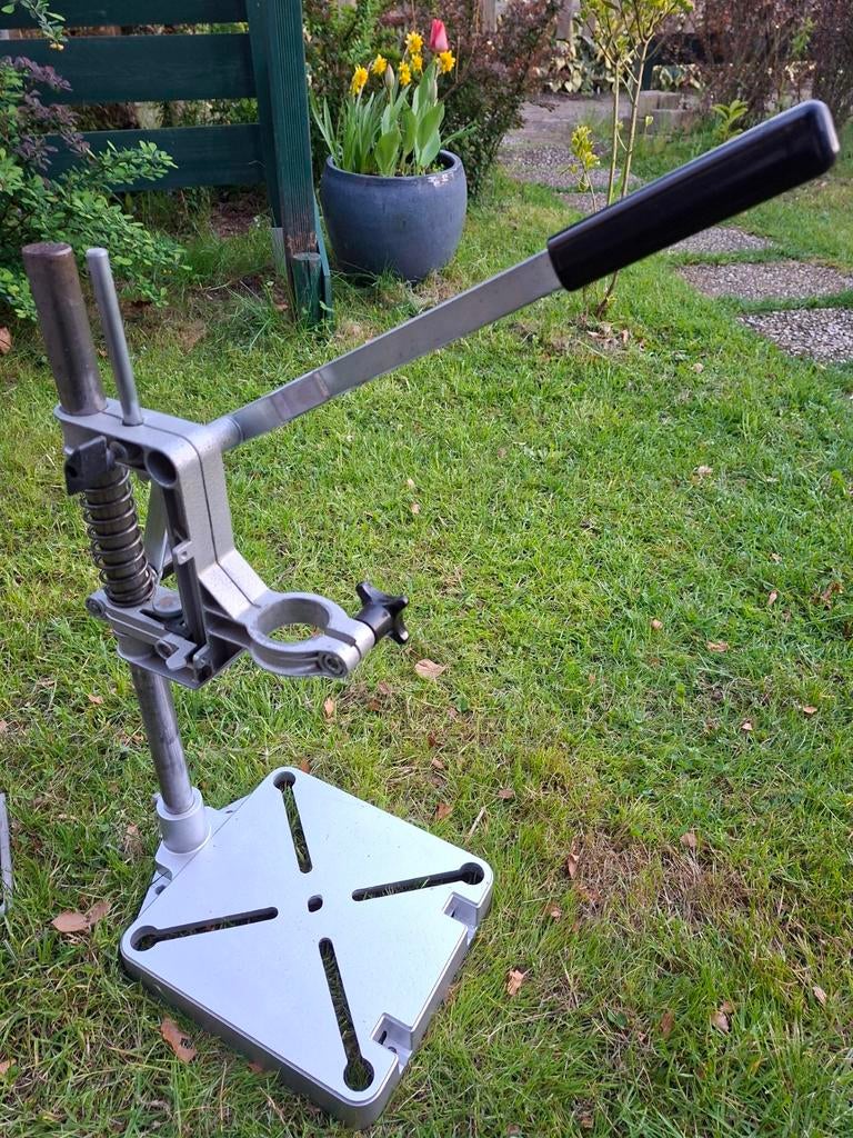 Metabo boorstandaard met goede klem., Ophalen, Gebruikt, Boormachine