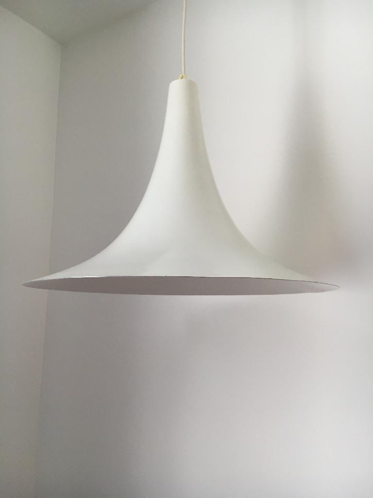 Vintage heksenhoed lamp gebroken wit, Huis en Inrichting, Lampen | Hanglampen, Ophalen, Gebruikt, Vintage, Metaal