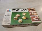 Vintage Yahtzee dobbelspel van MB Spellen, Hobby en Vrije tijd, Gezelschapsspellen | Bordspellen, Ophalen of Verzenden, Consumercare@hasbro.nl