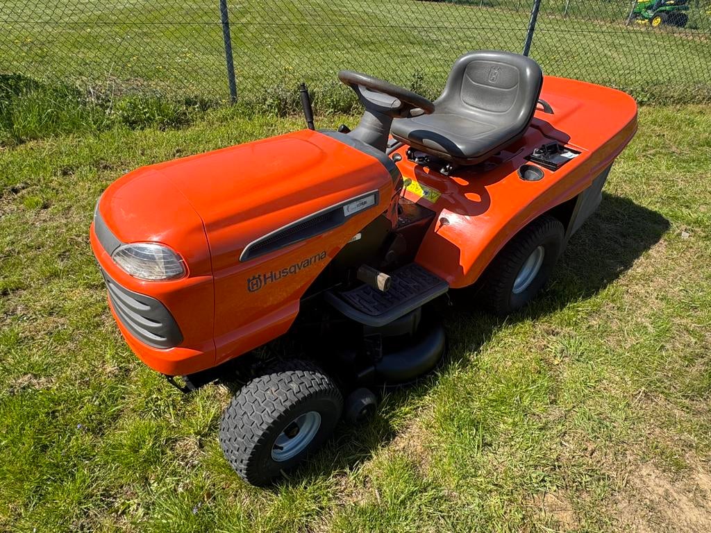 HUSQVARNA zitmaaier 15 pk met opvangbak, Ophalen, Gebruikt, Versnellingen, 90 tot 120 cm