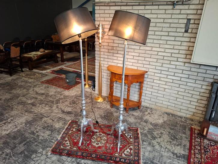 Elegante Barok Vloerlamp Aluminium Prachtstaat 2x. Zie omsch, Huis en Inrichting, Lampen | Vloerlampen, Zo goed als nieuw, 150 tot 200 cm