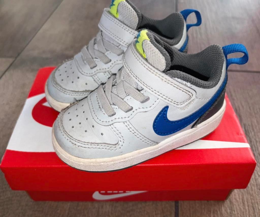 Nike schoentjes maat 22, Ophalen of Verzenden, Zo goed als nieuw, Jongetje, Schoentjes