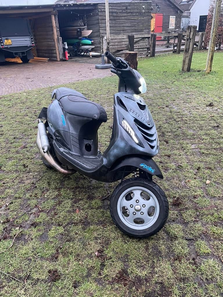 Piaggio Zip 172cc, Fietsen en Brommers, Scooters | Piaggio, Ophalen, Zo goed als nieuw, Benzine, Zip