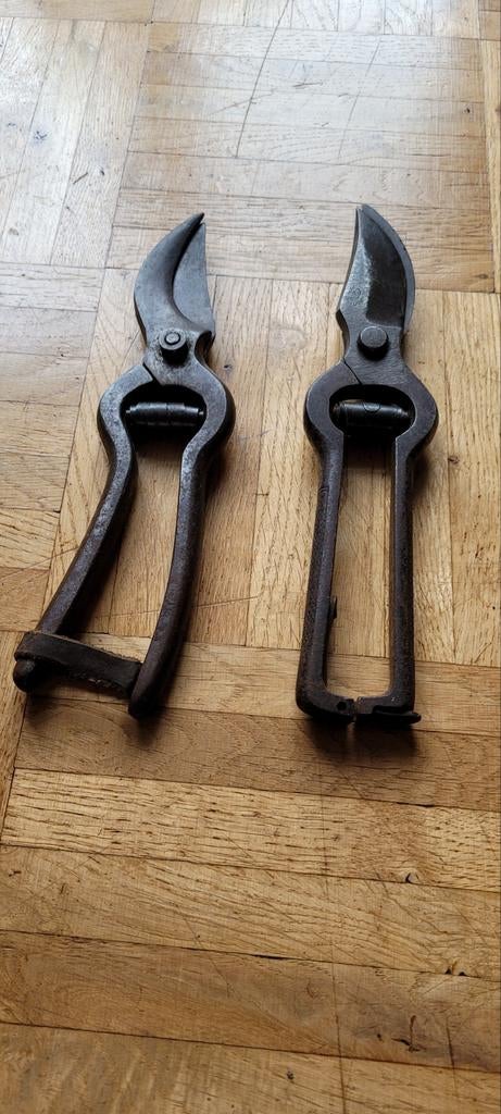 Antieke (tuin) scharen, zoldervondst Frankrijk, Antiek en Kunst, Antiek | Gereedschap en Instrumenten, Ophalen of Verzenden
