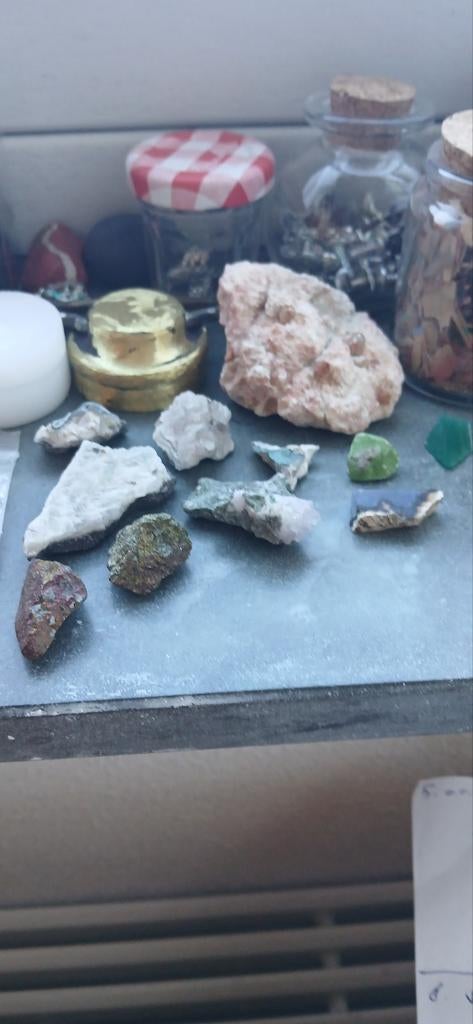 Mooie zeldzame crystallen, Verzamelen, Mineralen en Fossielen, Ophalen of Verzenden, Mineraal