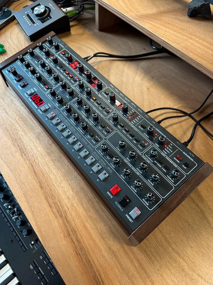 Sequential Prophet 6 Module Nieuw! Incl flightcase, Muziek en Instrumenten, Synthesizers, Zo goed als nieuw, 61 toetsen, Overige merken