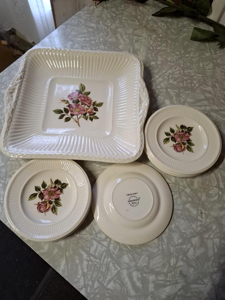 Briar rose wedgwood gebakstel, Ophalen of Verzenden