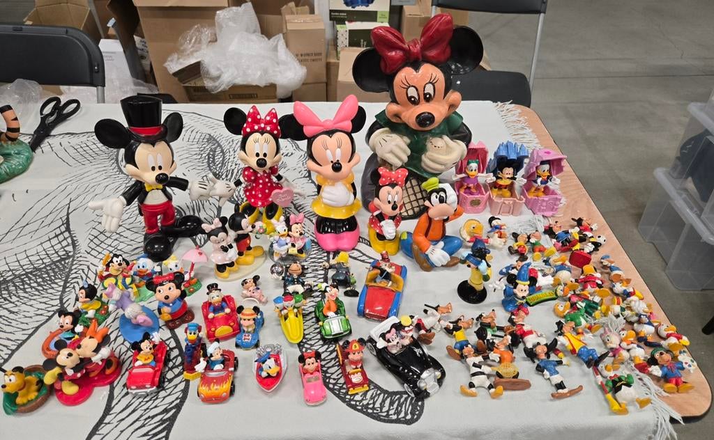 Levensverzameling Disney jaren 60-2000 beelden, Verzamelen, Disney, Ophalen of Verzenden, Zo goed als nieuw, Beeldje of Figuurtje