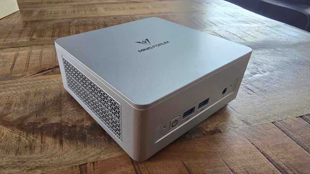 MINISFORUM UM750L Slim Mini PC - Ryzen 5, 32GB RAM, 1TB SSD, Computers en Software, Desktop Pc's, Zo goed als nieuw, 4 Ghz of meer
