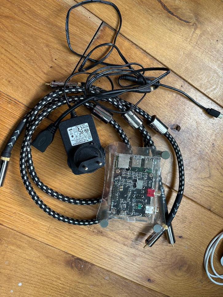 raspberry pi 4 1GB met allo boss DAC, Hobby en Vrije tijd, Elektronica-componenten, Gebruikt, Ophalen of Verzenden