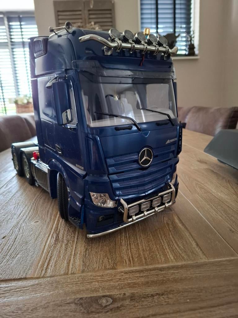 RC TRUCK Mercedes Benz  Actros, 33 - 40 uur, Overige niveaus, Overige vormen