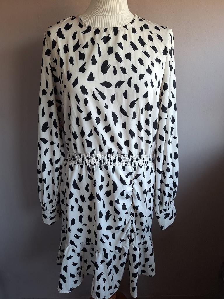 Nieuwe witte stretch jurk zwarte print van Shein, maat L, Wit, Maat 42/44 (L), Nieuw, Ophalen of Verzenden