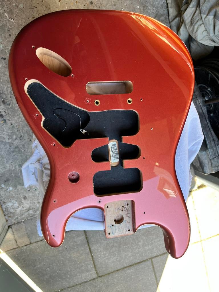 Fender Stratocaster body Apple Candy Red, Muziek en Instrumenten, Ophalen of Verzenden, Zo goed als nieuw, Elektrische gitaar