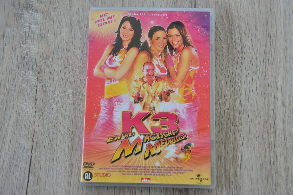 K3 en het MAGISCHE MEDAILLON = STUDIO 100, Cd's en Dvd's, Dvd's | Kinderen en Jeugd, Alle leeftijden, Verzenden, Zo goed als nieuw