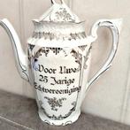 Sierlijke Theepot 25 Jarig Echtvereeniging Porselein, Ophalen of Verzenden