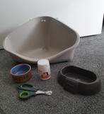 Diverse knaagdier spulletjes o.a. toilet, bakjes, schaartje, Dieren en Toebehoren, Ophalen, Voerbakje