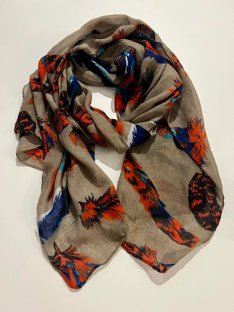 Sjaal met een mooie print 60180 cm, Kleding | Dames, Mutsen, Sjaals en Handschoenen, Ophalen of Verzenden, Zo goed als nieuw, Maat 46/48 (XL) of groter