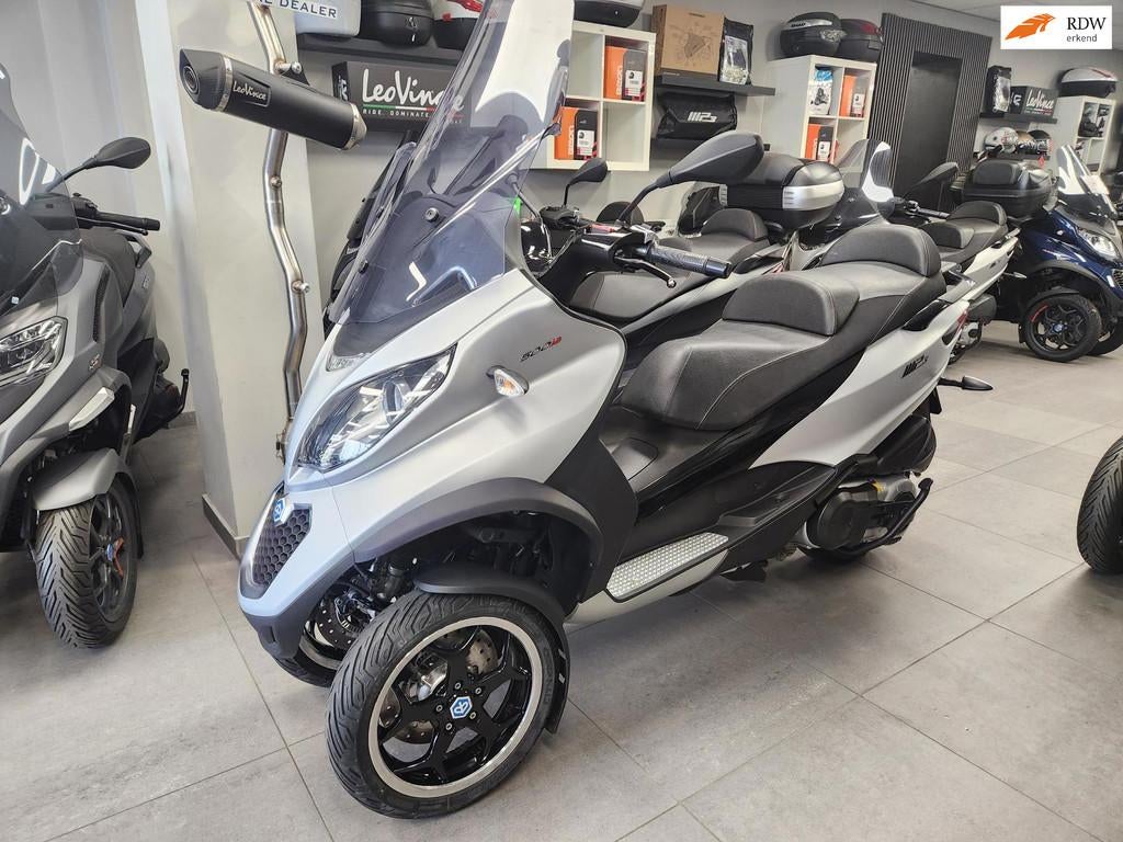 Piaggio MP3 500 ABS SPORT 4500KM ZGAN AKRAPOVIC, Bedrijf, Overig, Mauritslaan, 110
6161HZ  GELEEN, NL, Info@motorstorelimburg.nl