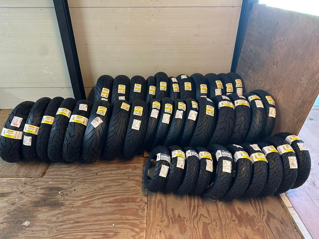 Pirelli rosso 3 rosso 4 angel gt 2 scorpion trail 3, Ophalen, Nieuw