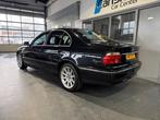 BMW 5-serie 528i Executive Aut.|Leder|Cruise|100% onderhoud, Achterwielaandrijving, Gebruikt, Zwart, 2000 kg