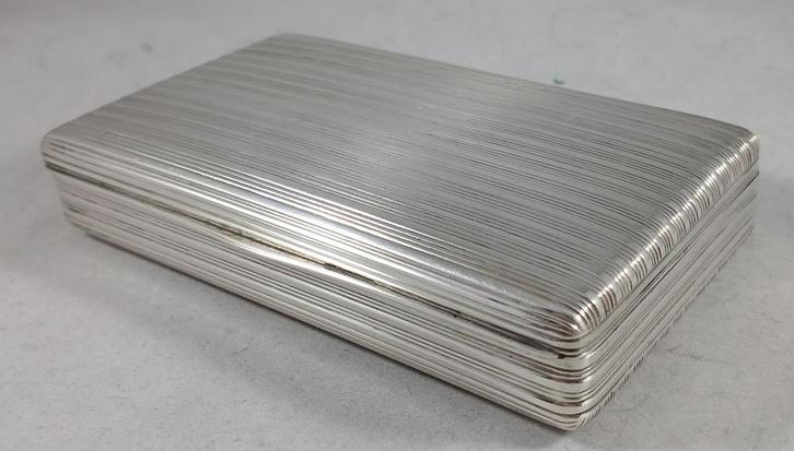 Zilveren tabaksdoos ribmotief Amsterdam 1822 835 zilver, Antiek en Kunst, Antiek | Goud en Zilver, Zilver, Ophalen of Verzenden