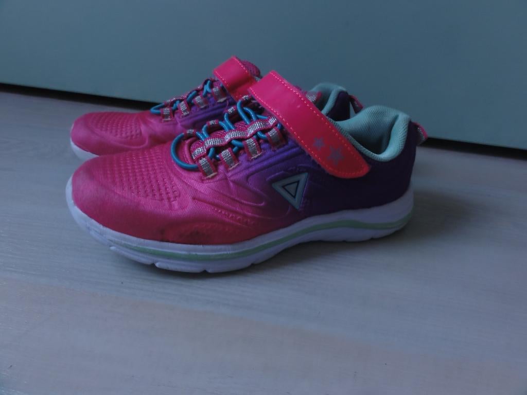 Sportschoenen gymschoenen klitteband roze paars maat 34, Kinderen en Baby's, Kinderkleding | Schoenen en Sokken, Gebruikt, Meisje