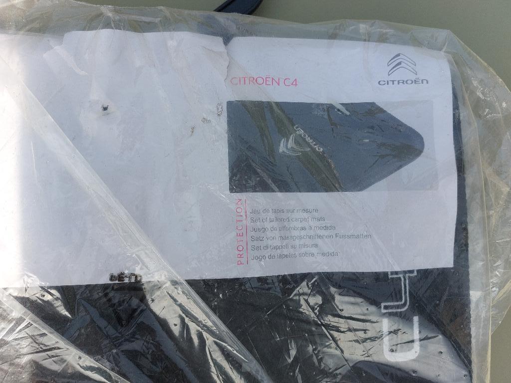 Matset Citroën C4 origineel vanaf 2021, Auto-onderdelen, Interieur en Bekleding, Ophalen of Verzenden, Nieuw, Citroën