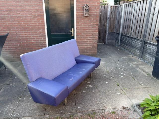 Gerard van de Berg bankje, Huis en Inrichting, Banken | Bankstellen, Ophalen, Gebruikt, Tweepersoons, 75 tot 100 cm