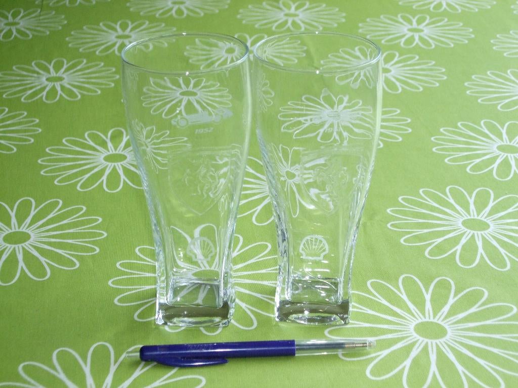 Ferrari glazen 1952 en 1961 (destijds spaaractie Shell), Ophalen of Verzenden, Zo goed als nieuw