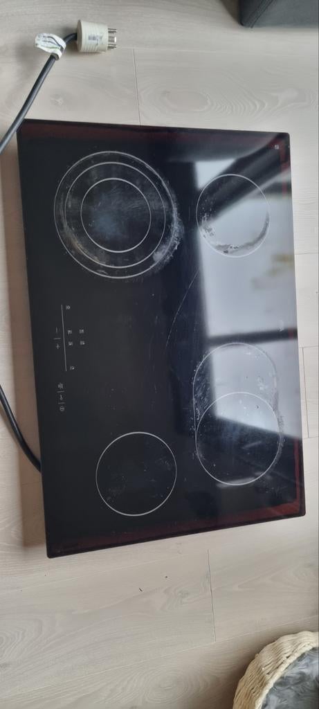 Etna elektrische kookplaat met perilex aansluiting, Ophalen