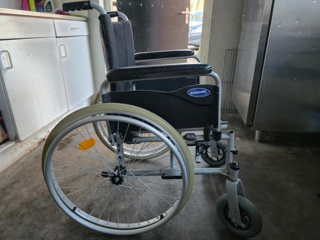 Invacare rolstoel – goede staat – zonder voetsteunen, Ophalen, Gebruikt, Duwrolstoel