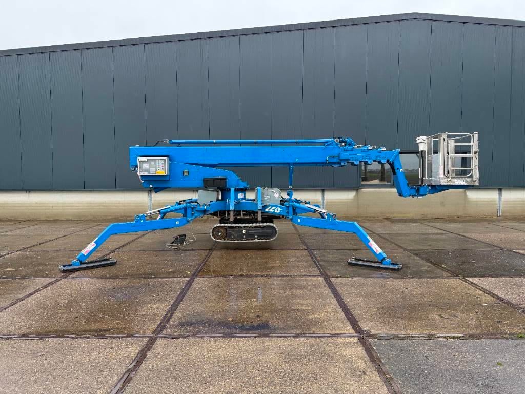 Teupen Leo25T spinhoogwerker 25m 3045kg diesel (bj 2016), Zakelijke goederen, Machines en Bouw | Liften, Steigers en Ladders