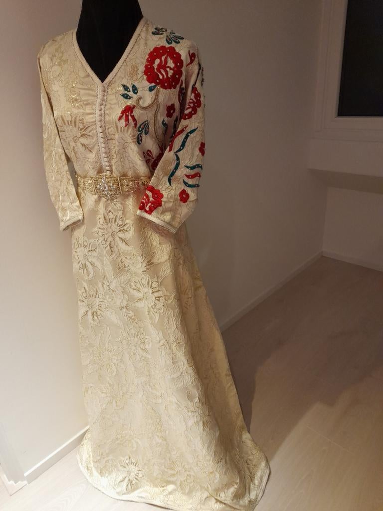 marokkaanse kaftan,brokaat stof ( Takchita,jelaba), Overige typen, Overige kleuren, Maat 42/44 (L), Ophalen of Verzenden