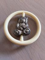 Verzilveren Rammelaar met een draaibaar beertje in de ring, Ophalen of Verzenden, Gebruikt