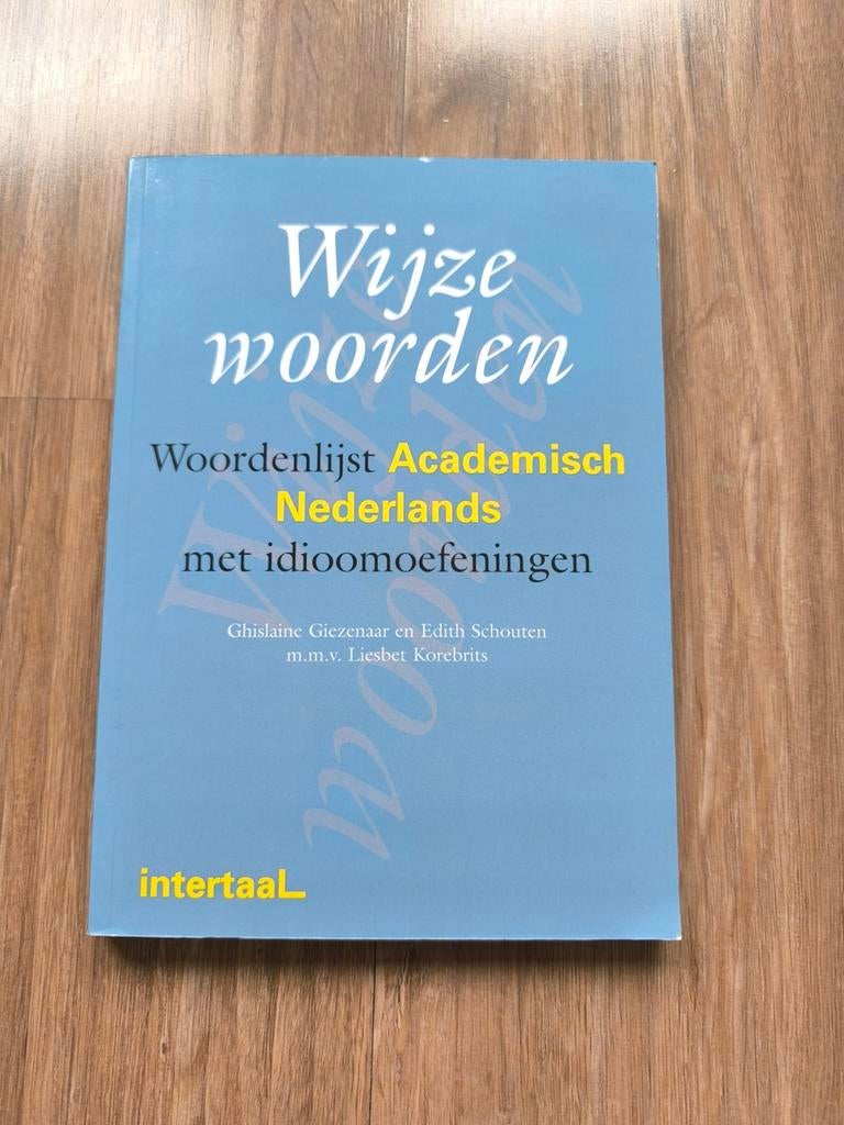 Wijze Woorden - Academisch Nederlands, Ophalen of Verzenden, Zo goed als nieuw, HBO, Intertaal