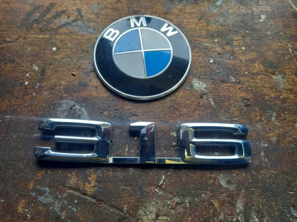BMW 316 Embleem en Logo jaren 80 E30, Ophalen of Verzenden