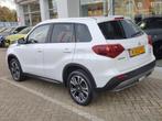 Suzuki Vitara 1.4 BOOSTERJET STYLE SMART HYBRID AUT. Alcanta, 12 maanden, Gebruikt, 4 cilinders, Wit