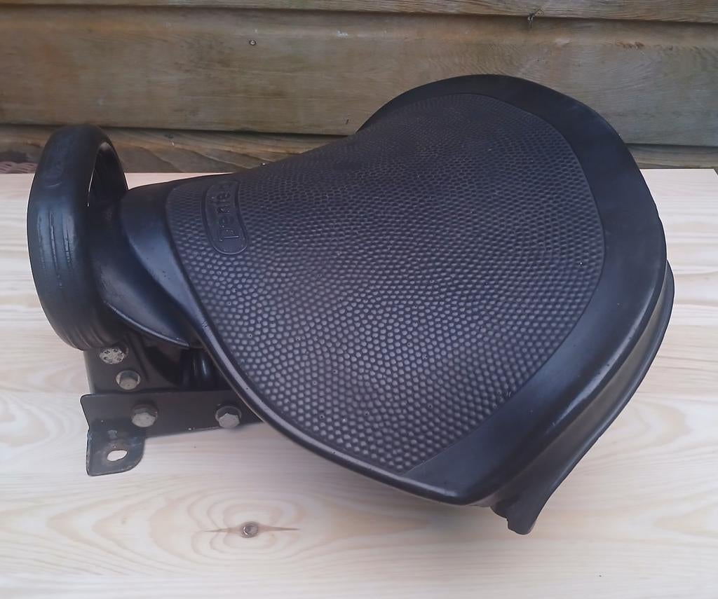 Denfeld dio zadel klassieke motor, Motoren, Ophalen of Verzenden, Gebruikt