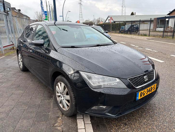 Seat Leon 1.6 TDI Dsg-7 2013 MOTOR DEFECT, Auto's, Seat, Particulier, Leon, Airbags, Airconditioning, Apple Carplay, Bluetooth
