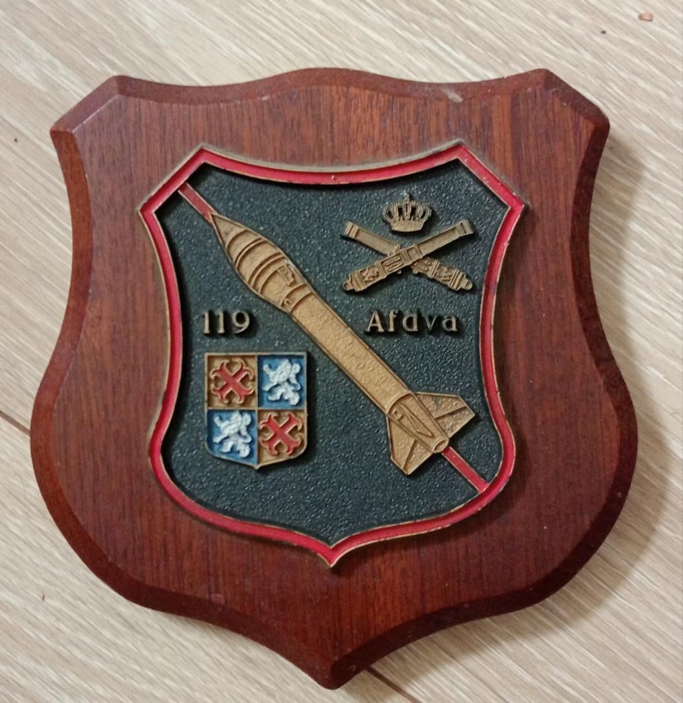 Vintage Houten Plaquette 119 Afdva Raket Embleem, Ophalen of Verzenden, Gebruikt