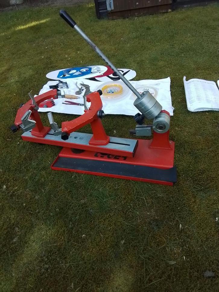 Bespanmachine voor tennisrackets - Compleet & Werkt Prima, Sport en Fitness, Tennis, Gebruikt, Overige typen, Overige merken, Ophalen of Verzenden