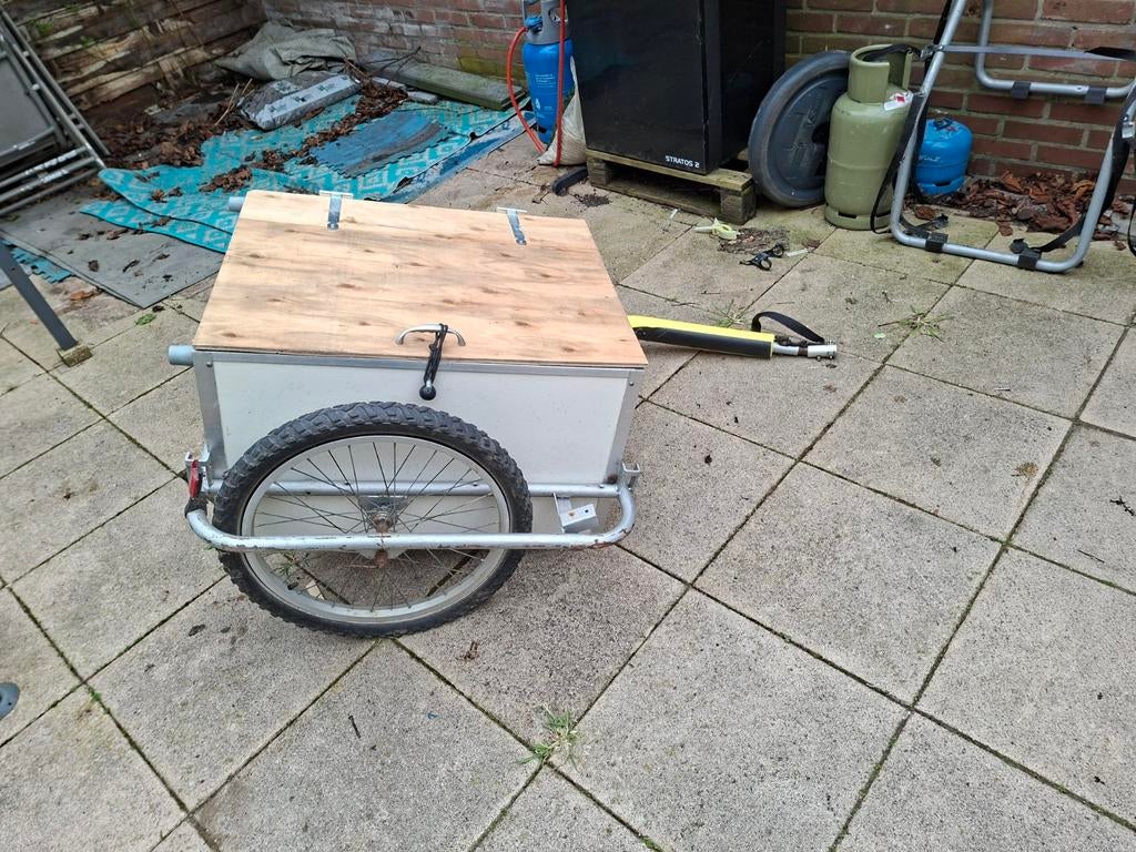 Stevige fietskar / viskar - 84x74x42 cm, Fietsen en Brommers, Ophalen