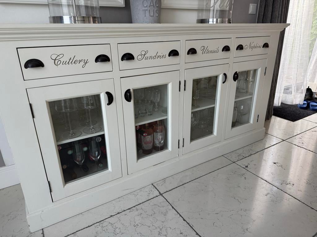 Riviera Maison Dressoir - 1.80m breed voor glaswerk/servies, Ophalen, Gebruikt, 150 tot 200 cm, Met lade(s)